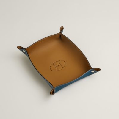 Mises et Relances Desk A5 tray - Brown | Hermès Hong Kong SAR